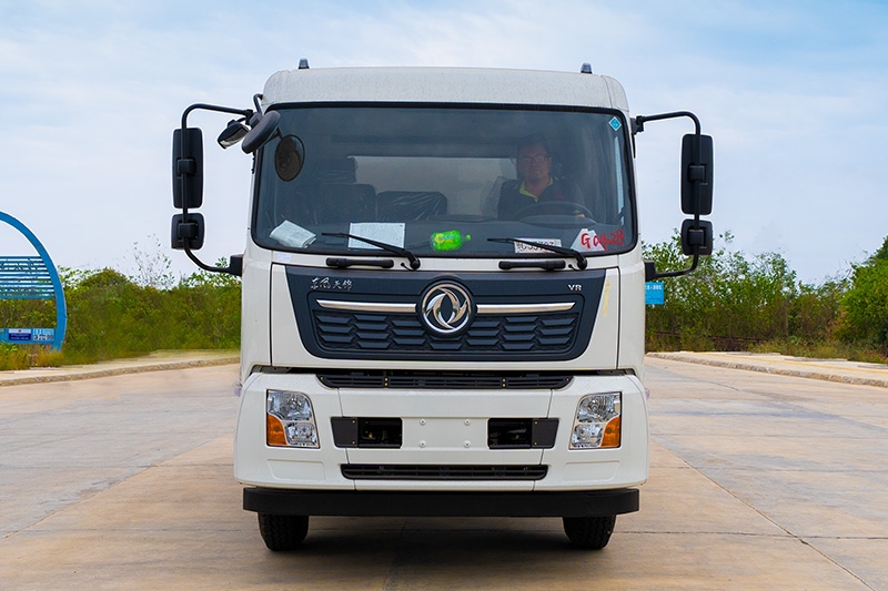 東風(fēng)天錦 3950軸距 霧炮車 12.2方