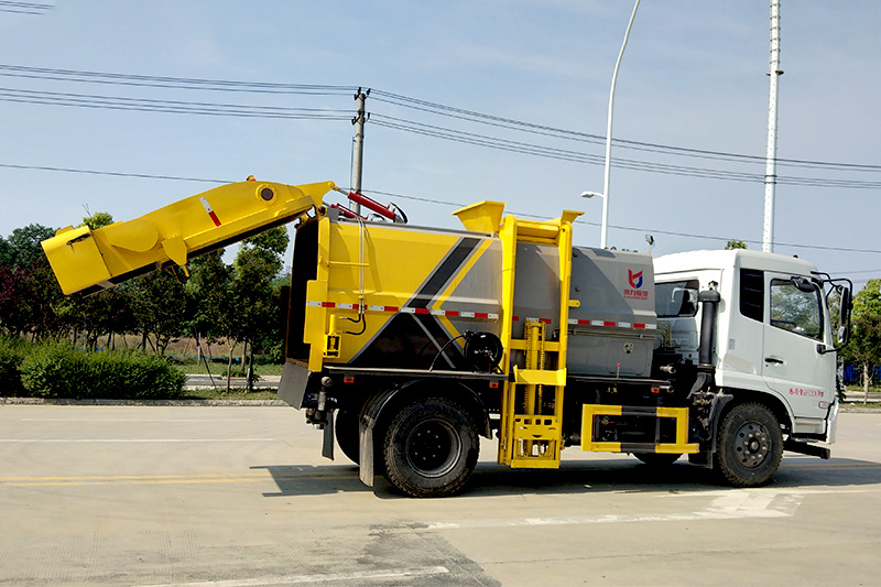 東風(fēng)天錦餐廚垃圾車(chē) 9.5方-方罐