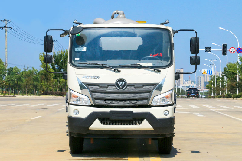 福田瑞沃ES3吸污車 7.7方