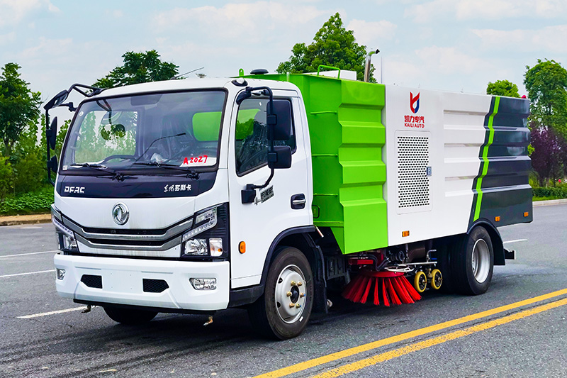 東風大多利卡洗掃車  5垃圾箱  4方清水箱